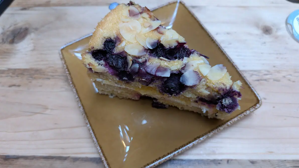 Cakes By Trudi – cake maker in Hampton Hill, London